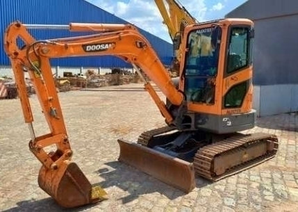 Manual Mini Escavadeira DOOSAN DX35Z